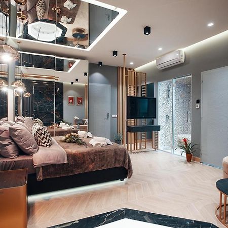 Monza Mirror Apartment Kikinda Exterior photo